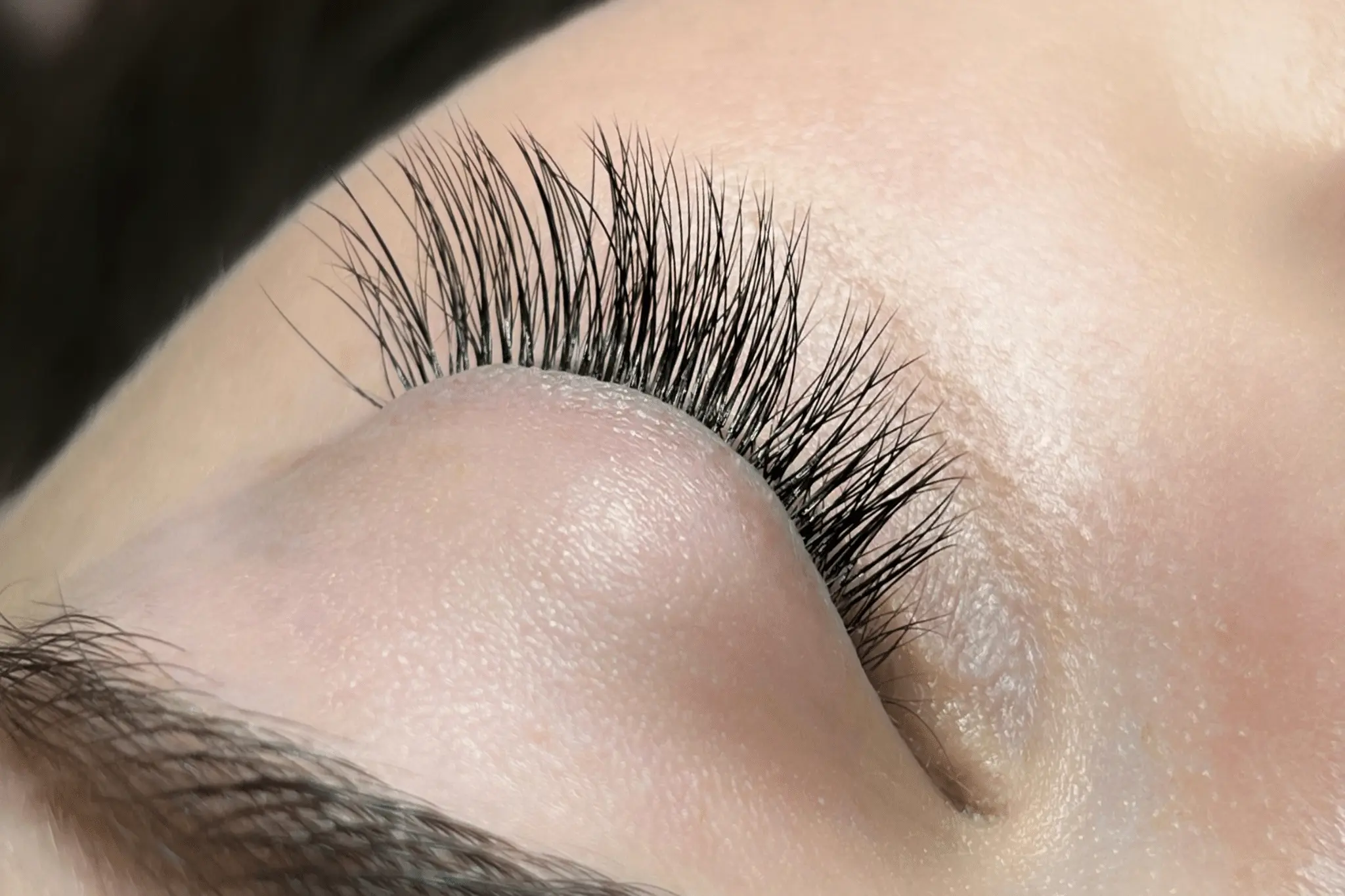 Extensiones de pestañas clásicas - Image 3