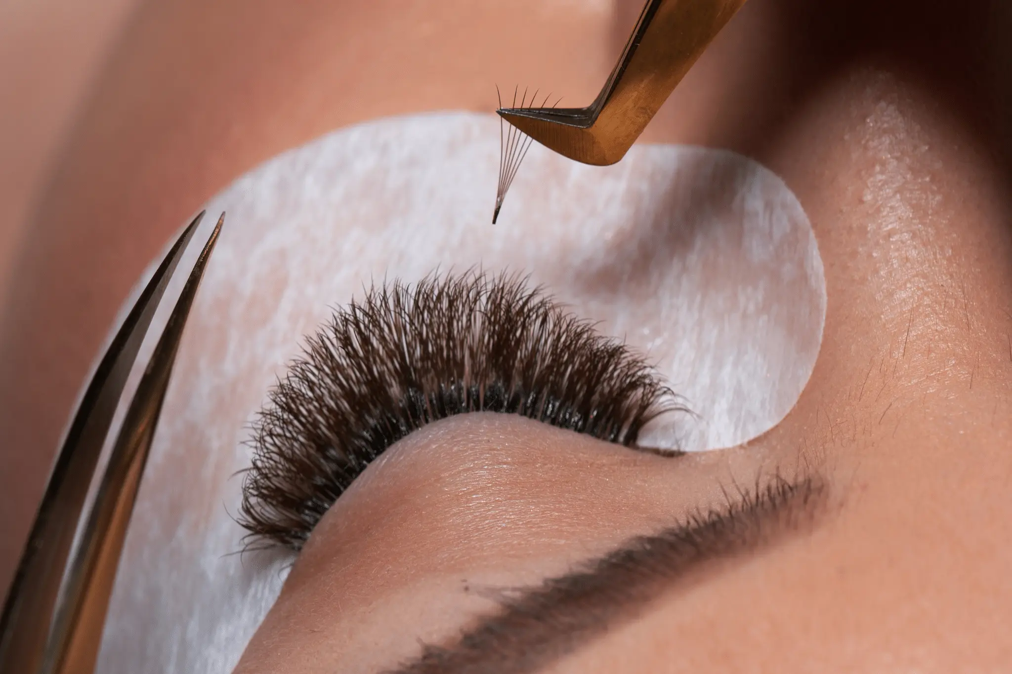 Extensiones de pestañas clásicas - Image 2